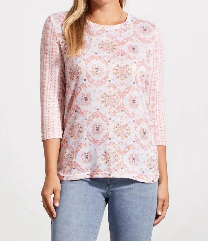 Trendy Women's Apparel 3/4 Sleeve Crew Neck Top In Pinkdust