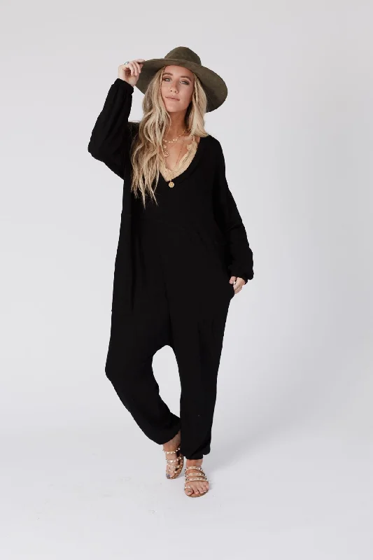 Fashionable Women's Wardrobe The Perfect Long Sleeve Harem Jumpsuit - Black