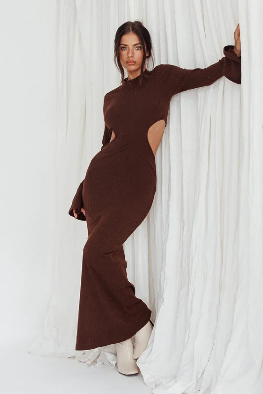 Elegant Style Shianne Long Sleeve Knit Maxi Dress Chocolate