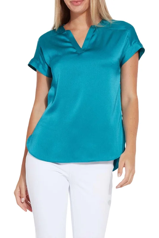 Chic Women's Clothing Online Coraline V-Neck Top In Turquoise