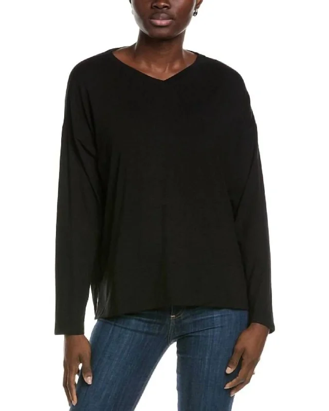 Boutique Dress Online V-Neck Long Sleeve Box Top In Black