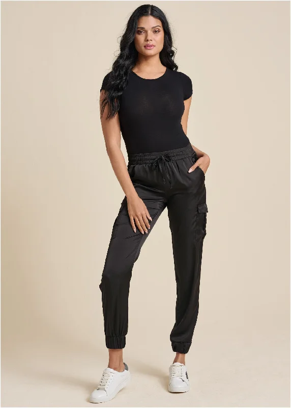 Sophisticated Fashion Cargo Jogger Pants  - Black