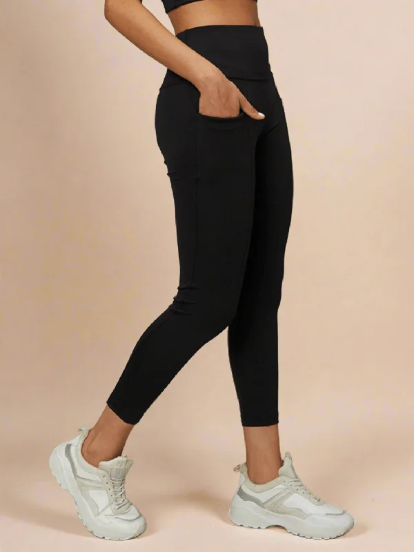 Women's Online Boutique Evolve Leggings Black