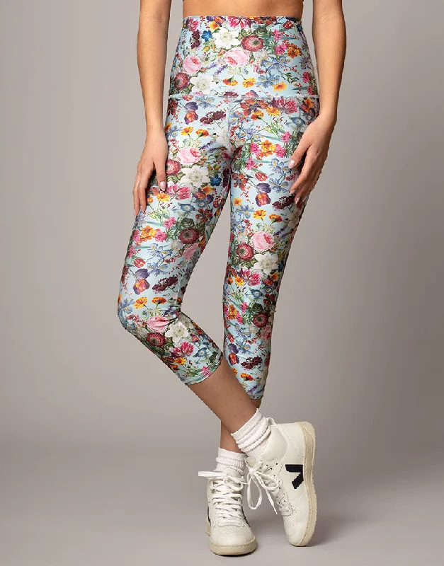 Trendy Women's Apparel for All Seasons Zoe Blue Floral Capri